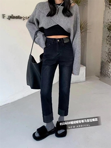 植绒烟管裤图片