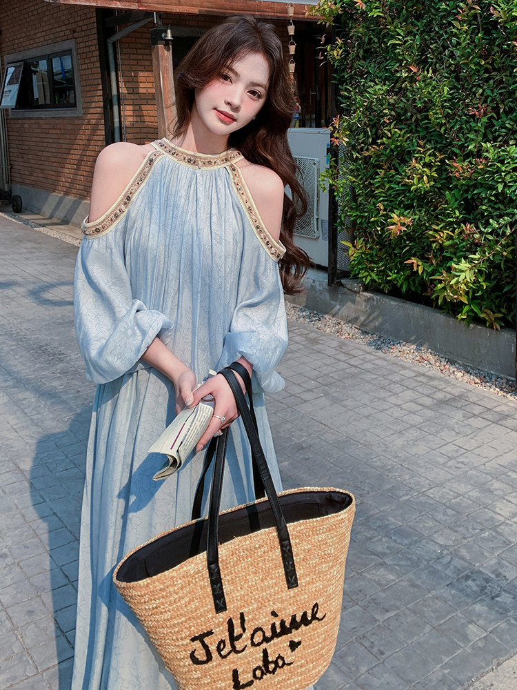 浅蓝色挂脖初恋连衣裙女2025夏季新款法式海边温柔度假风露肩长裙,女装连衣裙,浙宝305