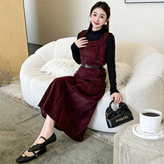 红色背带连衣裙套装女早春新款2025超火气质高级感长裙两件套，女装套装/套裙，天丽