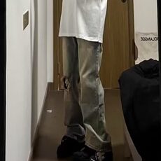 黄泥色