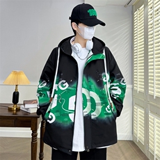 黑绿色