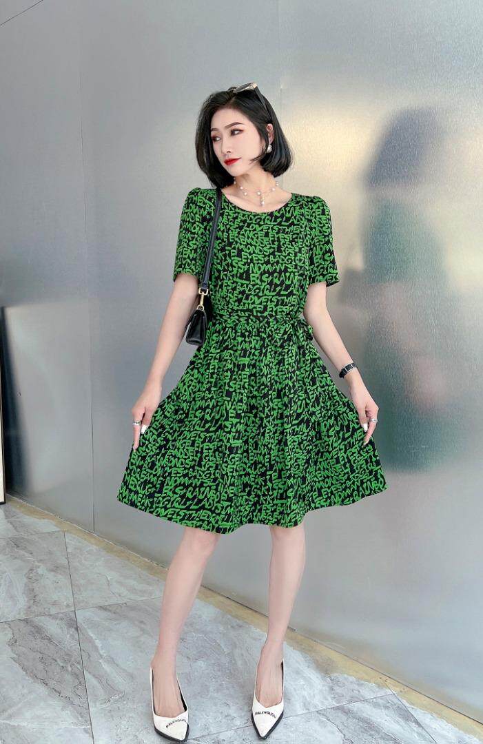 2022夏季新款连衣裙，女装连衣裙，阔怡人