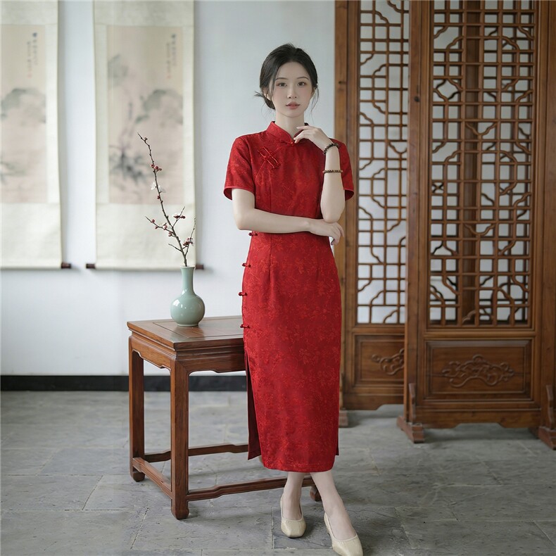 2026年夏季气质时尚修身显瘦民族风旗袍中长裙,女装汉服/婚纱/旗袍/礼服,媚琳依坊
