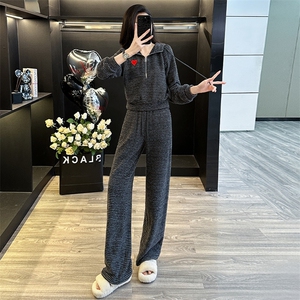 春新款女灰色条纹连帽开衫卫衣直筒裤两件套图片