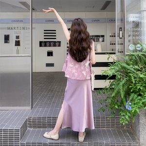 紫色新中式国风套装女2025夏新款超好看蝴蝶印花上衣吊带裙两件套图片
