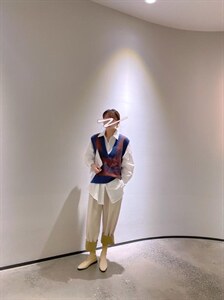 牦牛绒马甲图片