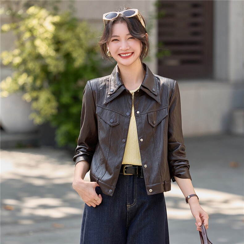 【大量现货】秋季女装新款时尚双层方领高级感小个子短款皮衣外套,女装皮衣,缘衣格