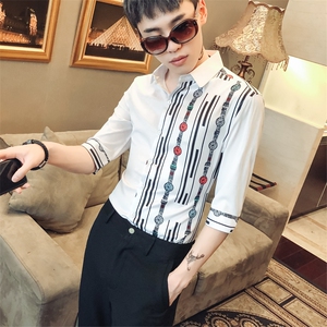 2021新款男社会风印花衬衫服修身休闲中袖夜店衬衣工作服D445图片