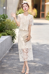 时尚蕾丝两件套裙2025年夏季新款流行气质设计感上衣半身裙套装女图片