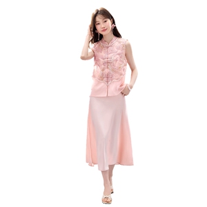 夏季新款现货！2026新中式薄款温柔风重工刺绣马甲+吊带长裙套装图片