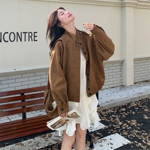 计感小众配包包上衣棕色立领麂皮绒短外套女秋图片