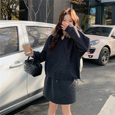 现货：冬装新款连帽时尚加厚毛呢半身裙两件套2C135-8966P225K338，女装毛呢外套，2C135