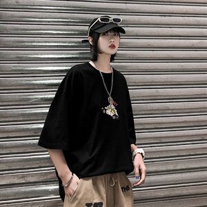 【】A003-HT1019-P30夏装新款卡通汽车印花圆领t恤 女模图片