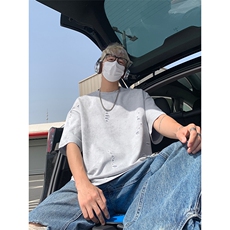 灰色