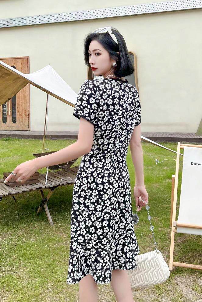 （现货）连衣裙，女装连衣裙，伊娜蕾尔