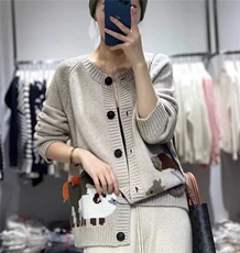 圆领羊绒开衫女外套秋冬新款山羊绒毛衣针织衫外搭，女装羊绒衫，大千羊绒