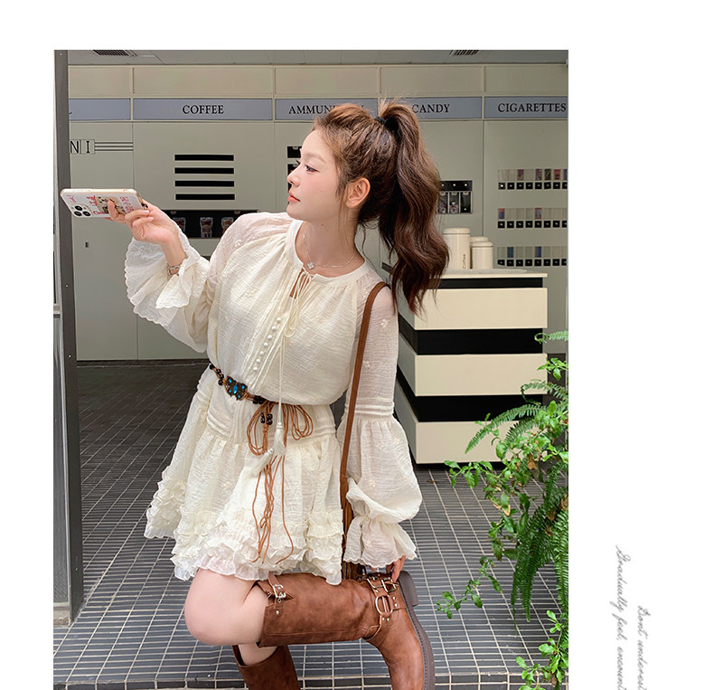 异域风白月光短裙子米白色木耳花边收腰连衣裙秋，女装连衣裙，浙宝113