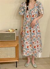 补单花色连衣裙出行，女装连衣裙，唇蔻