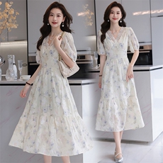 法式气质连衣裙女中长款2025夏季新款时尚高级感遮肚子立体织花裙，女装连衣裙，时尚俏佳人