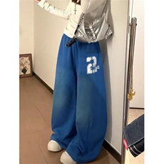 蓝色