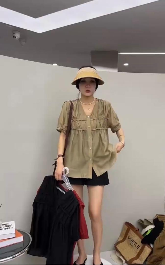 夏季新款韩版飞袖设计洋气小衫,女装其它,L·H·X