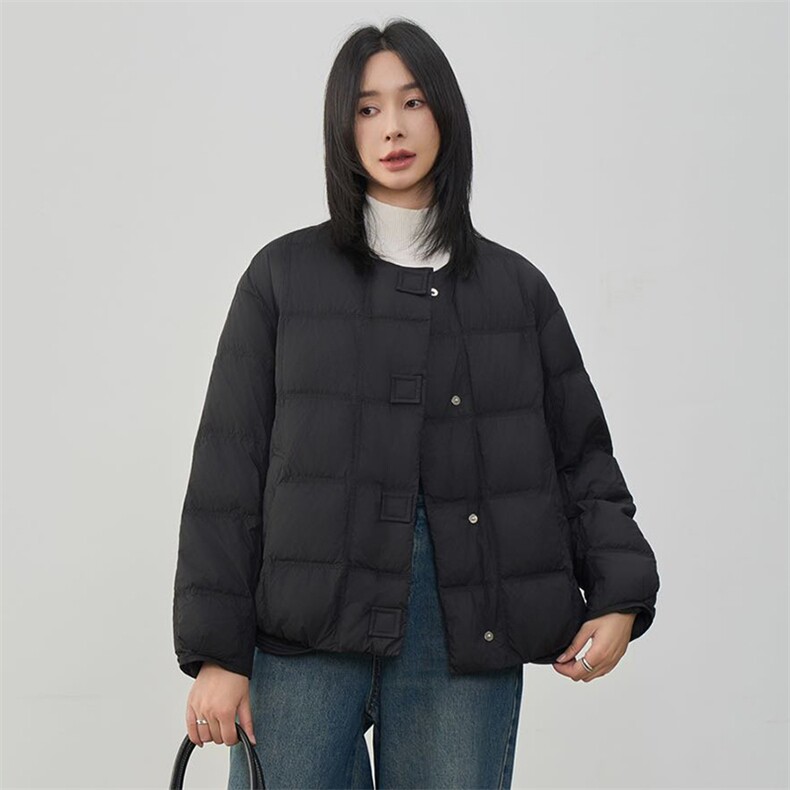 现货2025年新款90白鸭绒休闲圆领时尚羽绒服女,女装羽绒服,阳光伊恋