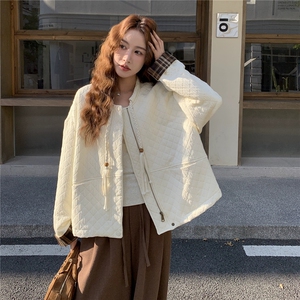 韩系慵懒chic2025减龄夹克米白色菱格休闲短外套女秋图片