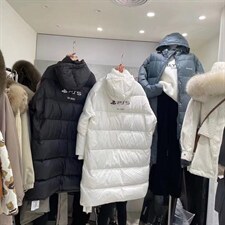 羽绒服大王90白鸭绒，女装羽绒服，ANRUILA