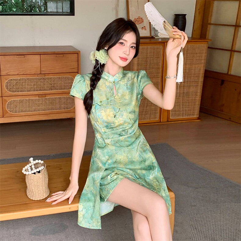 新中式g风改良旗袍套装女2026夏季新款洋气修身印花短裤两件套,女装套装/套裙,心心服饰