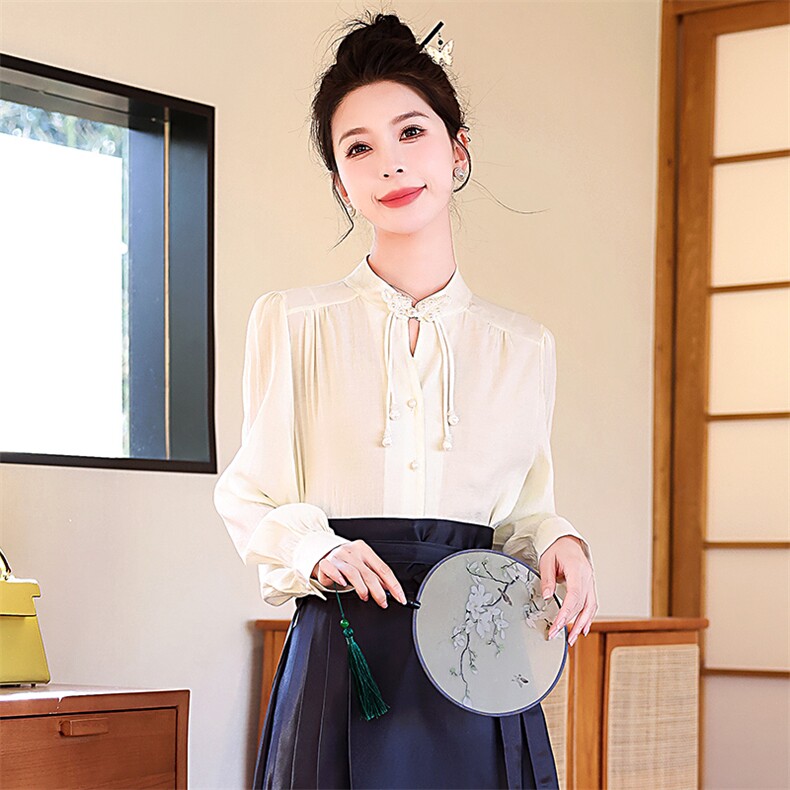 新款2024年春季新中式印花盘扣马面裙两件套,女装套装/套裙,蓝诺裳