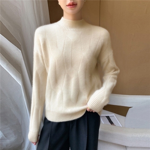 气质保暖加厚山羊绒衫半高领宽松女毛衣2025秋冬新款针织羊毛衫白图片