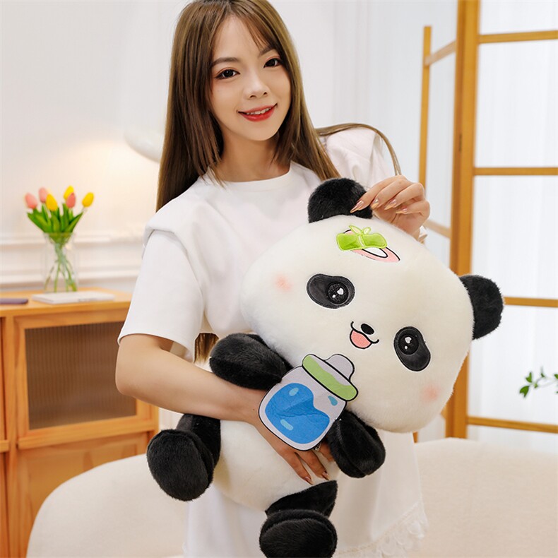奶瓶熊猫，晶广网供