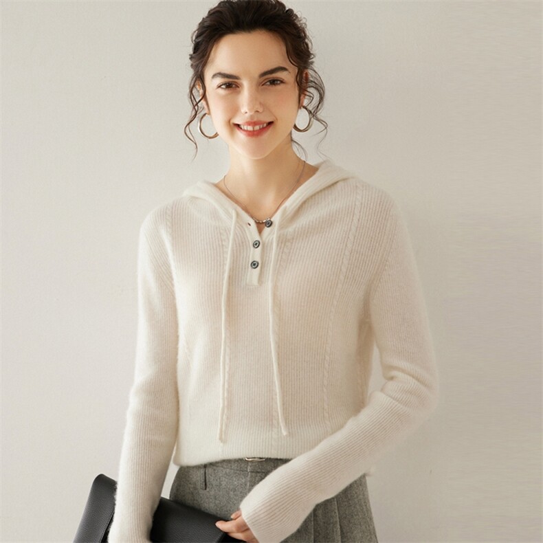 小baby山羊绒衫女秋冬新款时尚三粒扣修身套头连帽针织打底衫，女装羊绒衫，轩妮羊绒