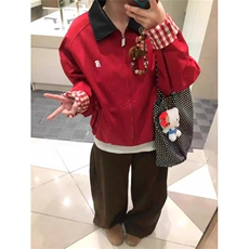 红色