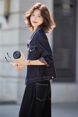 时尚印花拼接翻领牛仔外套女2025秋季新款流行超好看短款夹克上衣，女装短外套，梦依缘