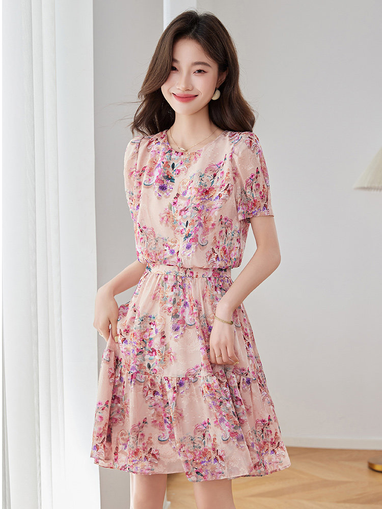碎花短袖连衣裙女2025夏季新款小个子时尚收腰显瘦中长款a字裙子,女装连衣裙,沁沁公主