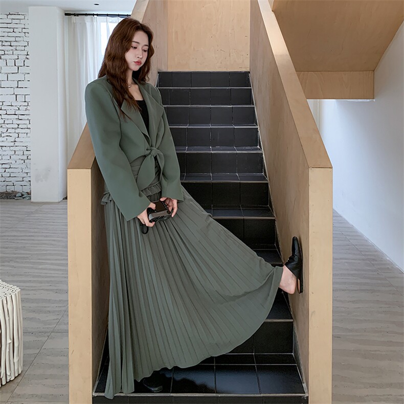 设计感条纹拼接西装外套套装女2025秋季新款高腰半身裙西服两件套，女装套装/套裙，2C255