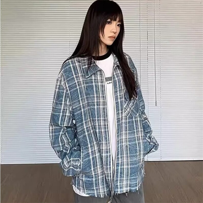 蓝色格子长袖衬衫男女情侣春秋设计痞帅衬衣秋季潮牌时尚炸街外套图片
