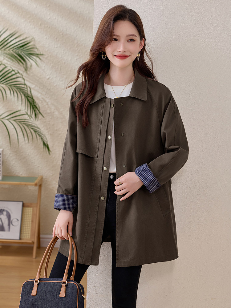 现货。中长款风衣外套女2025秋季新款韩版宽松休闲气质高级感,女装皮衣,依万里