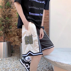 灰色