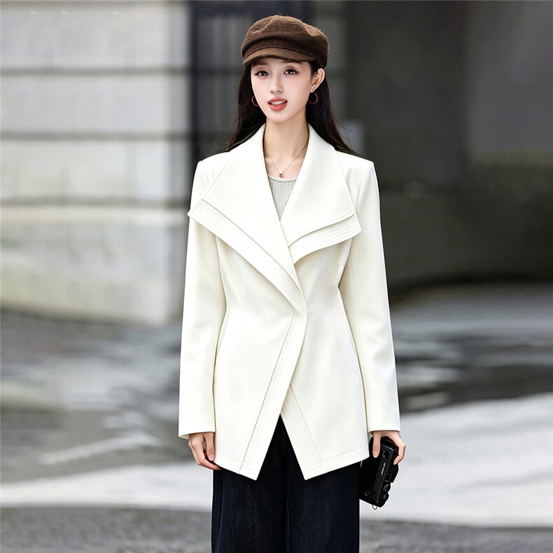 高端时尚女2026秋新款气质宽松显瘦韩版大翻领风衣外套送腰带,女装风衣,卡杰菲