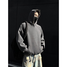 深灰色