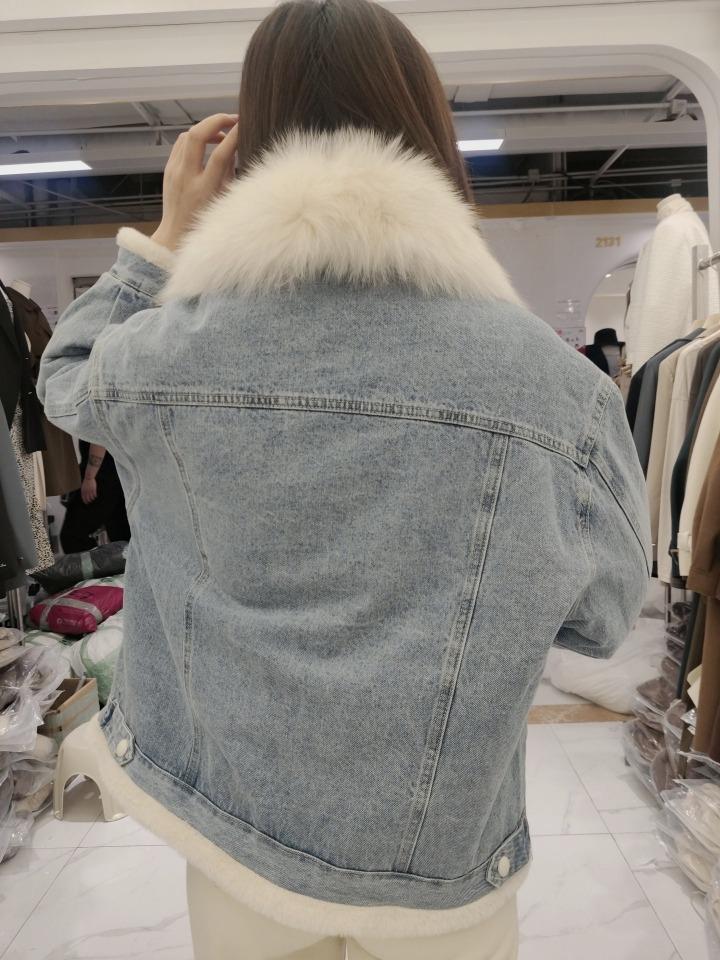 2021冬装新款狐狸毛牛仔外套女,女装其它,迷吉meeggle
