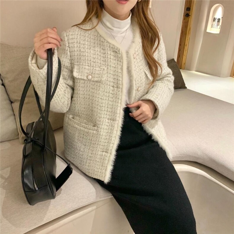 百搭时尚款小香风羽绒外套，女装，奥瑾