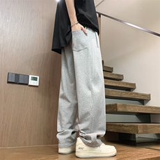 灰色