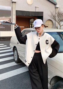 棒球服外套图片