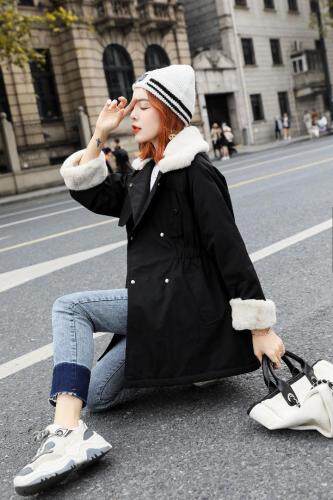 2021冬款新款袖口拼绒收腰设计款派克服，女装，红雀纺