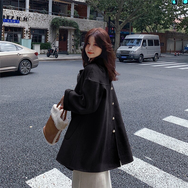 现货秋冬新款后背排扣设计两色可选毛呢外套,女装毛呢外套,浙宝088