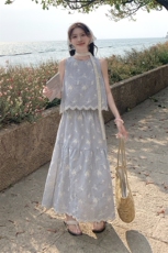 法式盐系条纹绣花时尚套装女2025夏季新款超好看背心半身裙两件套，女装套装/套裙，2C159