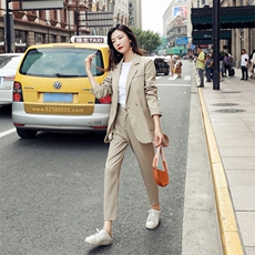 两件套2021年秋季短袖收腰百搭时尚纯色简约潮流，女装套装/套裙，辉之琳